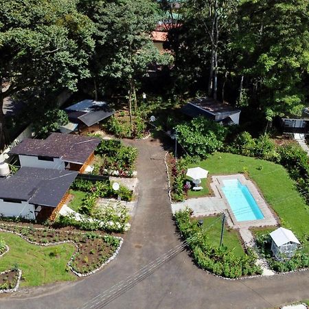 Almendros Eco-Villas La Fortuna Exterior photo