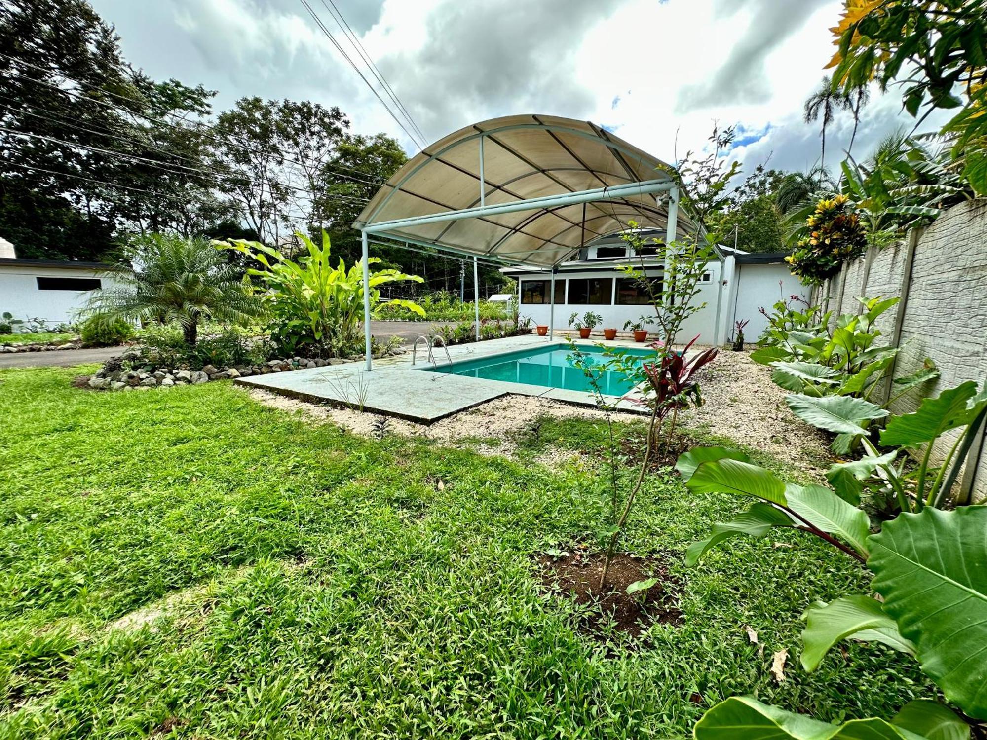 Almendros Eco-Villas La Fortuna Exterior photo