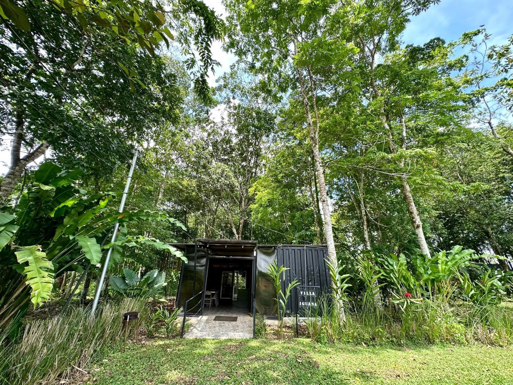 Almendros Eco-Villas La Fortuna Exterior photo