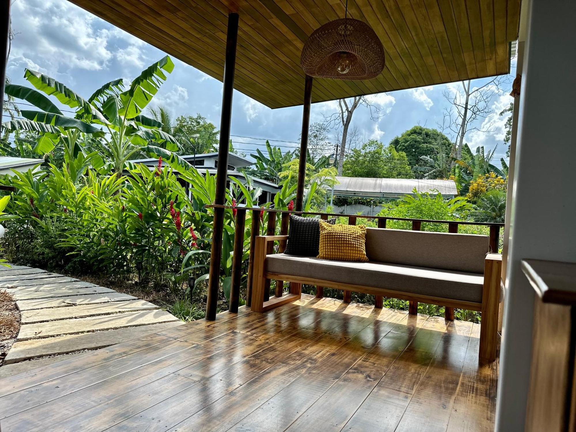 Almendros Eco-Villas La Fortuna Exterior photo