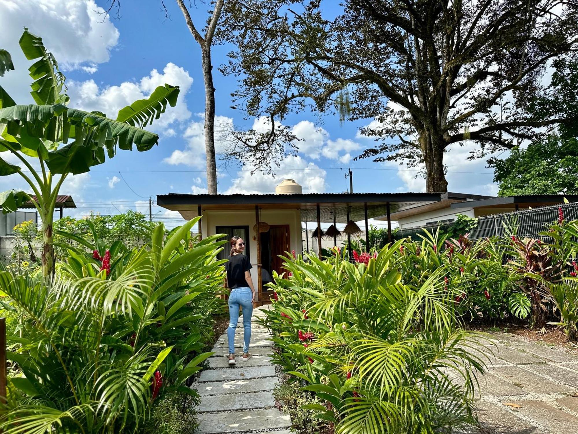 Almendros Eco-Villas La Fortuna Exterior photo