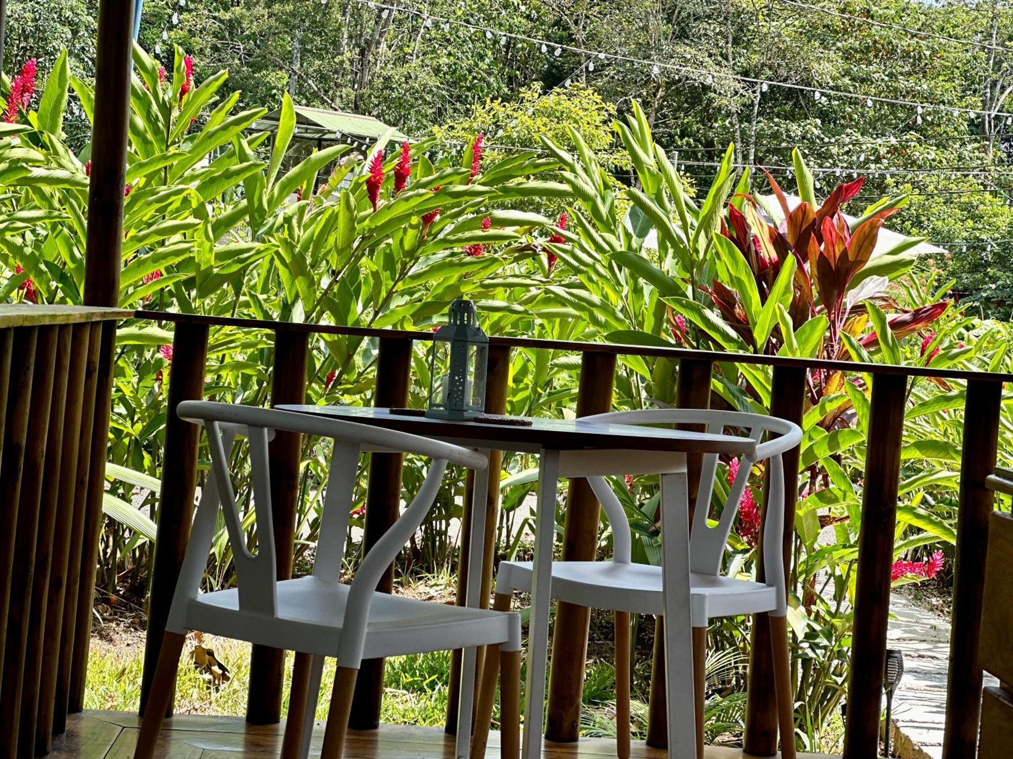 Almendros Eco-Villas La Fortuna Exterior photo